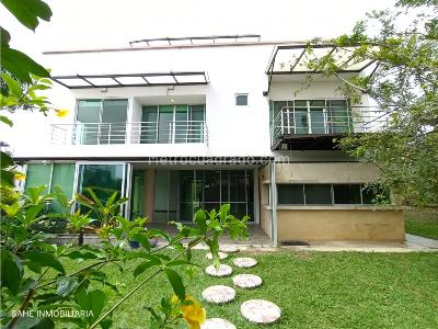 Casa de 5 alcobas en arriendo en Pance, Cali, 400 m² · foto 15 de 20