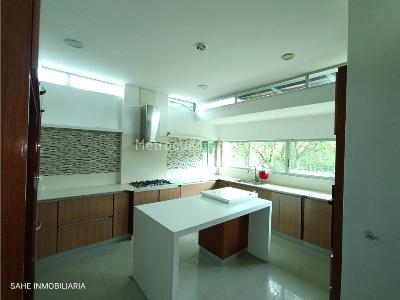 Casa de 5 alcobas en arriendo en Pance, Cali, 400 m² · foto 19 de 20
