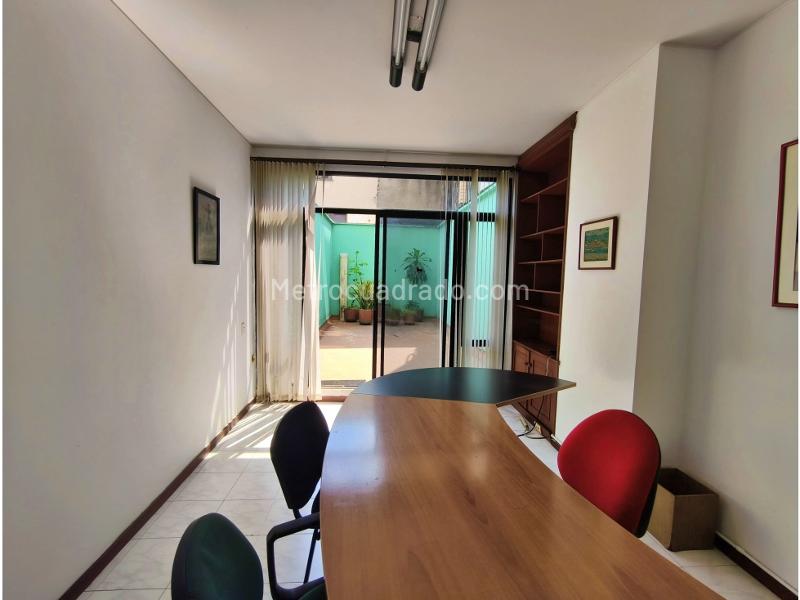 Oficina en Venta, Versalles, Cali - Más