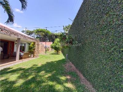 Casa de 5 alcobas en venta en Pance, Cali · foto 3 de 20