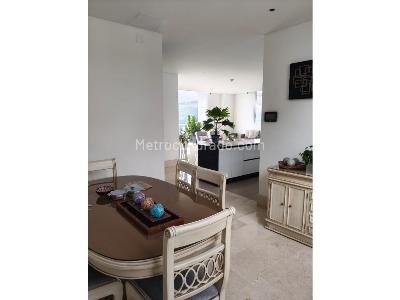 Apartamento de 3 alcobas en venta en Arboledas, Cali, 187 m² · foto 3 de 7