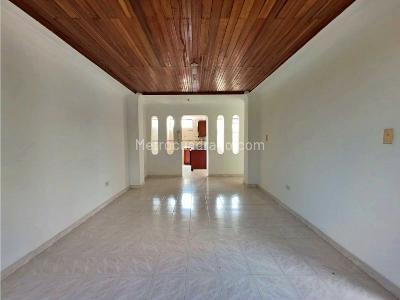 Apartamento de 3 alcobas en venta en Ciudad 2000, Cali, 448 m² · foto 3 de 20