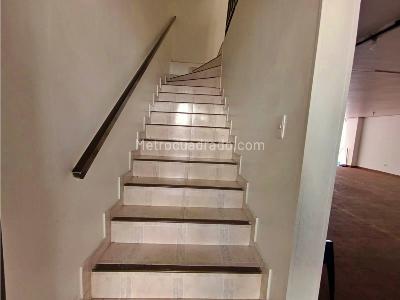 Apartamento de 3 alcobas en venta en Ciudad 2000, Cali, 448 m² · foto 20 de 20