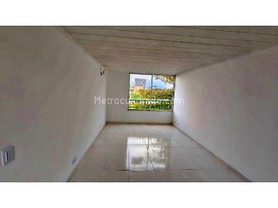 Apartamento de 3 alcobas en venta en Villa Del Sur, Cali, 62 m² · foto 2 de 20