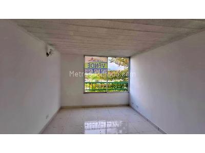 Apartamento de 3 alcobas en venta en Villa Del Sur, Cali, 62 m² · foto 4 de 20