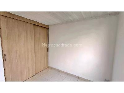 Apartamento de 3 alcobas en venta en Villa Del Sur, Cali, 62 m² · foto 13 de 20