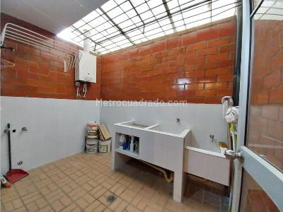 Casa de 5 alcobas en venta en La Hacienda, Cali, 150 m² · foto 15 de 20