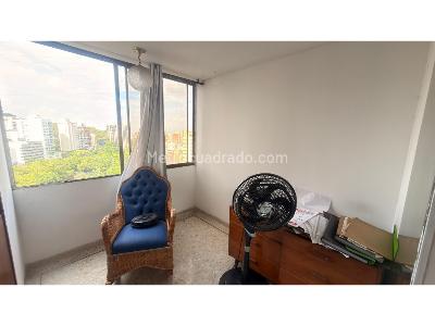 Apartamento de 3 alcobas en venta en Santa Teresita, Cali, 157 m² · foto 15 de 20