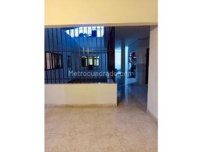 Casa de 5 alcobas en venta en Aguablanca, Cali, 439 m² · foto 9 de 20
