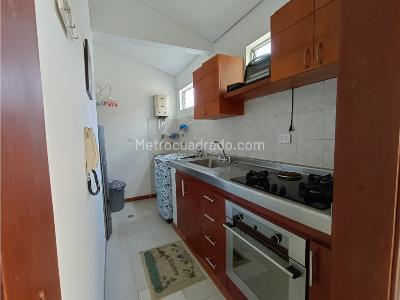Apartamento de 2 alcobas en venta en Prados Del Limonar, Cali, 58 m² · foto 5 de 16