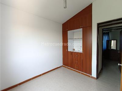 Apartamento de 2 alcobas en venta en Prados Del Limonar, Cali, 58 m² · foto 9 de 16