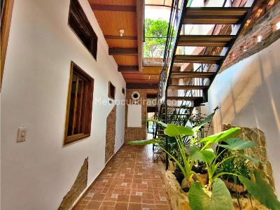 Casa de 5 alcobas en venta en San Antonio, Cali, 187 m² · foto 4 de 20