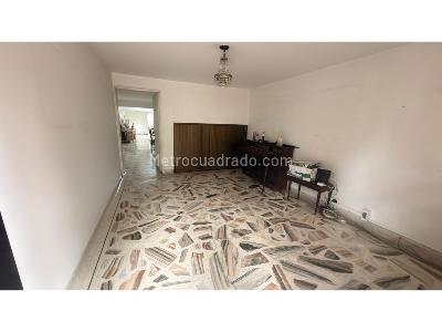 Casa de 4 alcobas en venta en La Flora, Cali, 478 m² · foto 4 de 20