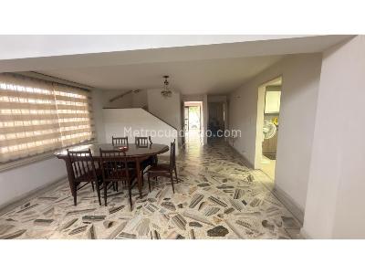 Casa de 4 alcobas en venta en La Flora, Cali, 478 m² · foto 6 de 20