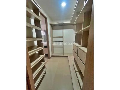 Apartamento de 3 alcobas en venta en Seminario, Cali, 122 m² · foto 9 de 20