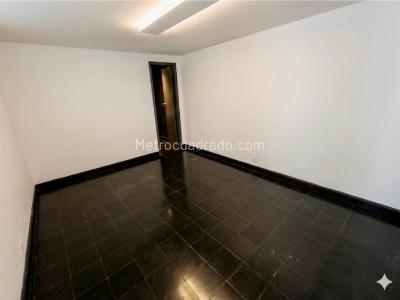 Apartamento de 3 alcobas en arriendo en Santa Rita, Cali, 129 m² · foto 8 de 9