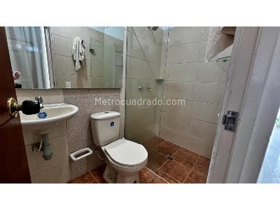 Casa de 5 alcobas en venta en Los Libertadores, Cali, 250 m² · foto 12 de 20