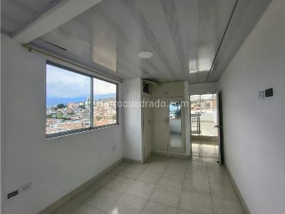 Casa de 5 alcobas en venta en Los Libertadores, Cali, 250 m² · foto 18 de 20