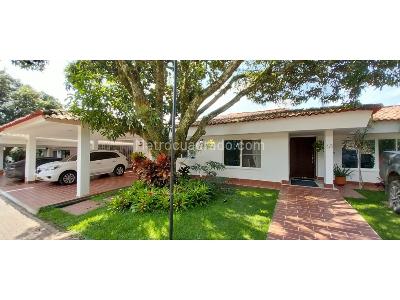 Casa de 3 alcobas en venta en Pance, Cali, 320 m² · foto 1 de 20