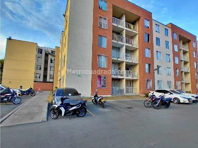 Apartamento de 3 alcobas en venta en La Base, Cali, 57 m² · foto 20 de 20