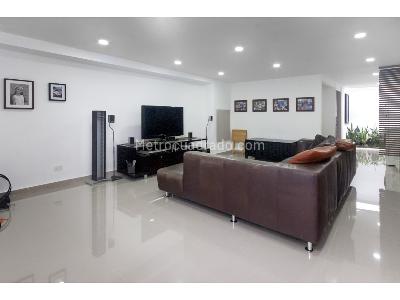 Casa de 3 alcobas en venta en Santa Monica, Cali, 225 m² · foto 4 de 20