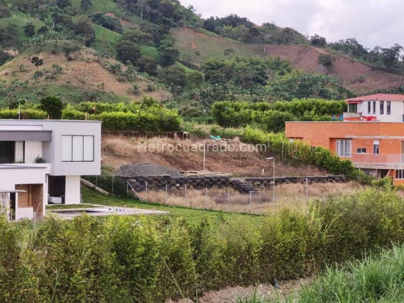 Lote en Venta, Combia, Pereira - Más