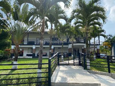 Casa de 5 alcobas en venta en Cerritos Cafelia, Pereira · foto 4 de 19