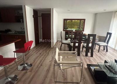 Apartamento en venta en Cedritos, Bogotá · foto 3 de 15