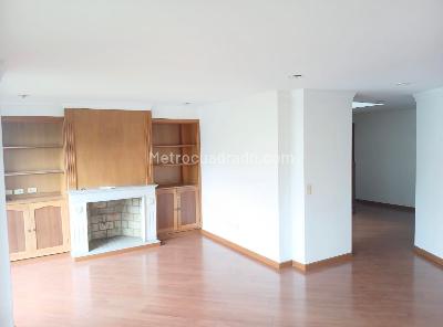 Apartamento de 3 alcobas en venta en San Patricio, Bogotá, 246 m² · foto 12 de 20