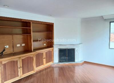 Apartamento de 3 alcobas en venta en San Patricio, Bogotá, 246 m² · foto 5 de 20