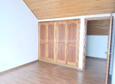 Apartamento de 3 alcobas en venta en San Patricio, Bogotá, 246 m² · foto 8 de 20