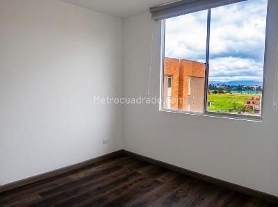 Apartaestudio en venta en Villa Del Prado, Bogotá, 40 m² · foto 6 de 10