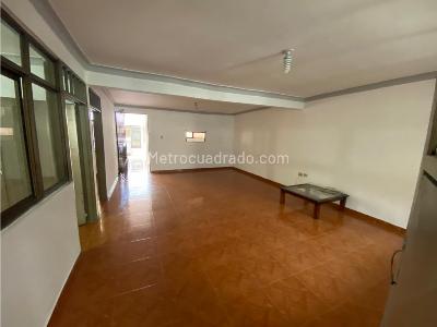Casa de 5 alcobas en venta en Cristobal Colon, Cali, 480 m² · foto 3 de 20