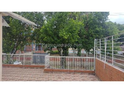 Casa de 5 alcobas en venta en Santa Isabel, Cali, 200 m² · foto 2 de 20