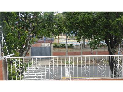 Casa de 5 alcobas en venta en Santa Isabel, Cali, 200 m² · foto 3 de 20