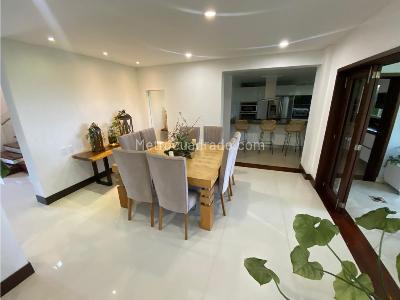 Casa de 4 alcobas en venta en Ciudad Jardin, Cali, 786 m² · foto 4 de 20