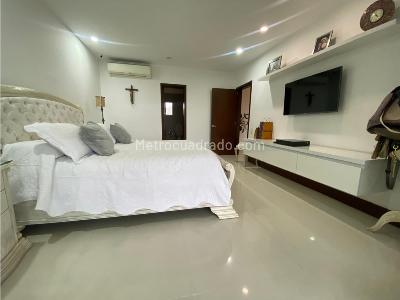 Casa de 4 alcobas en venta en Ciudad Jardin, Cali, 786 m² · foto 11 de 20