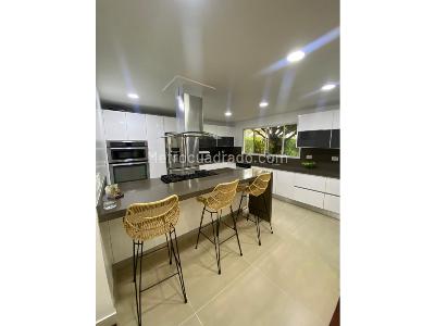 Casa de 4 alcobas en venta en Ciudad Jardin, Cali, 786 m² · foto 14 de 20