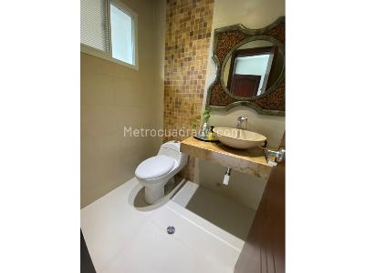 Casa de 4 alcobas en venta en Ciudad Jardin, Cali, 786 m² · foto 18 de 20