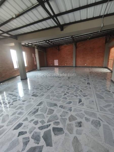 Edificio de Apartamentos en Arriendo, Alameda, Cali - Widok 4