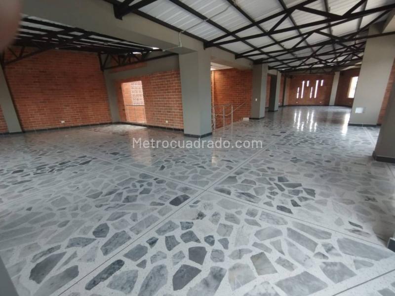 Edificio de Apartamentos en Arriendo, Alameda, Cali - Widok 5