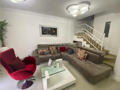 Casa de 5 alcobas en venta en Ciudad 2000, Cali, 90 m² · foto 2 de 20