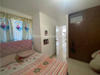 Casa de 5 alcobas en venta en Ciudad 2000, Cali, 90 m² · foto 15 de 20