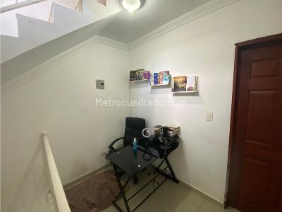 Casa de 5 alcobas en venta en Ciudad 2000, Cali, 90 m² · foto 18 de 20