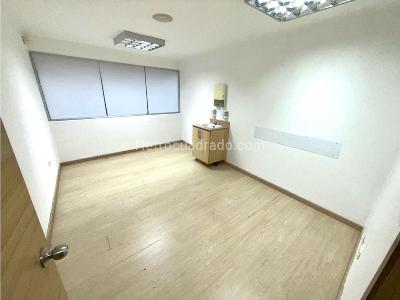 Casa de 5 alcobas en venta en Santa Monica, Cali, 251 m² · foto 13 de 19