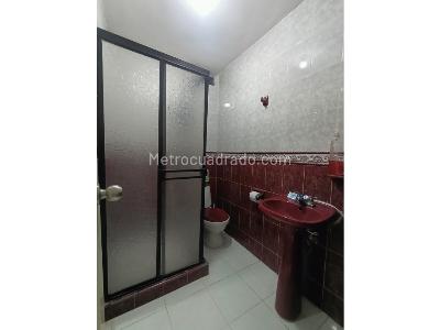 Casa de 5 alcobas en venta en Guayacanes, Cali, 104 m² · foto 14 de 20