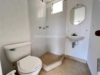 Apartamento de 2 alcobas en venta en Valle Del Lili, Cali, 50 m² · foto 12 de 19