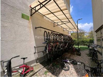 Apartamento de 2 alcobas en venta en Valle Del Lili, Cali, 50 m² · foto 15 de 19