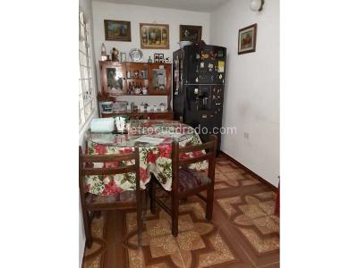 Casa de 5 alcobas en venta en El Poblado Ii, Cali, 250 m² · foto 7 de 18