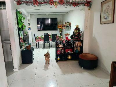 Casa de 5 alcobas en venta en Ciudadela Del Rio, Cali, 180 m² · foto 2 de 19